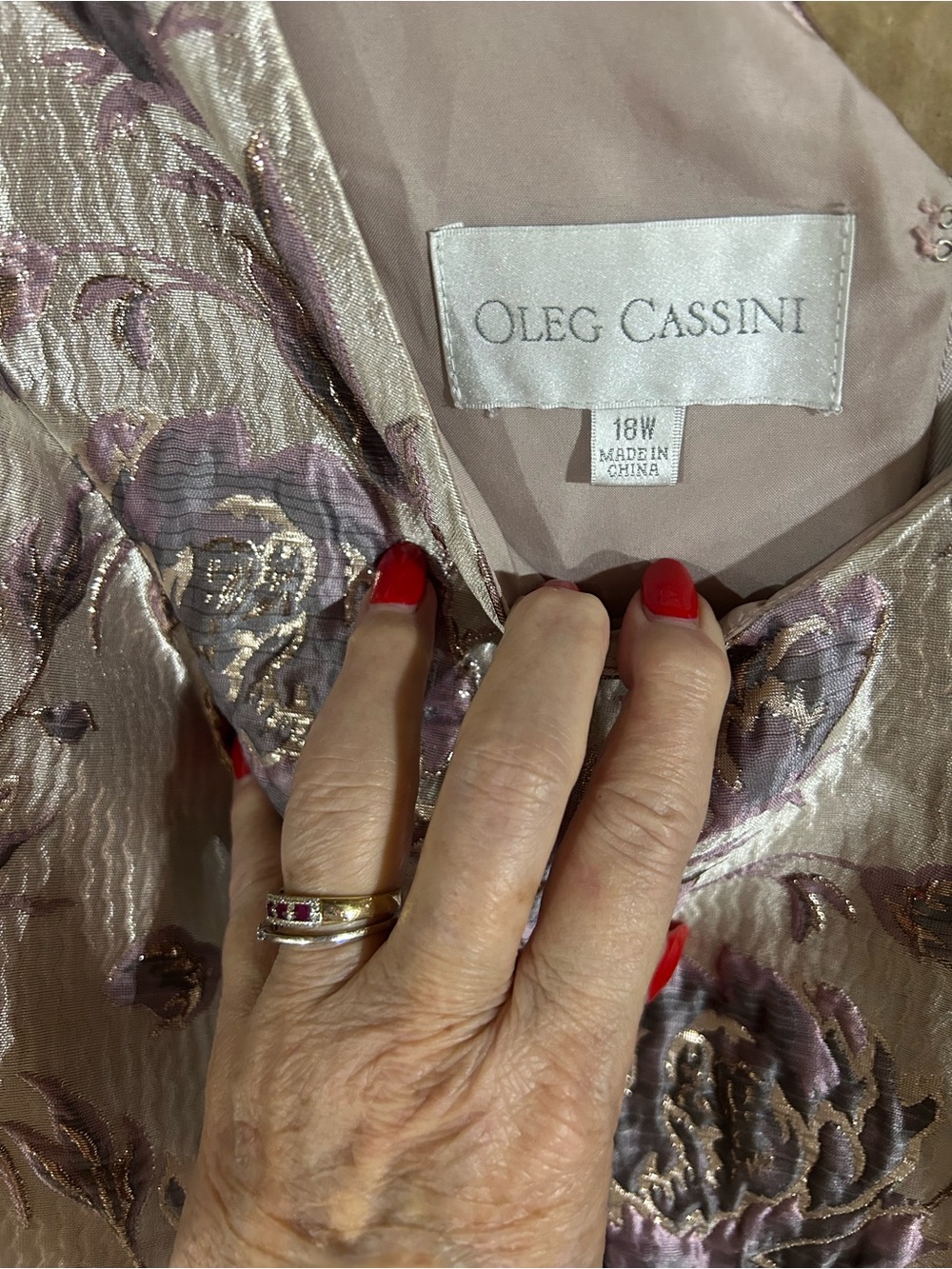 Oleg Cassini Silver and Lavender Floral Fit-and-Flare Midi Dress - Picture 4 of 7